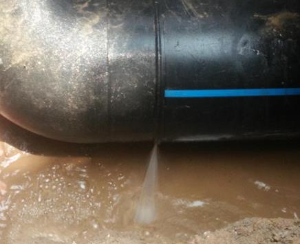 天宁楼顶渗水维修公司为大家分享下天宁卫生间漏水维修修补技术!